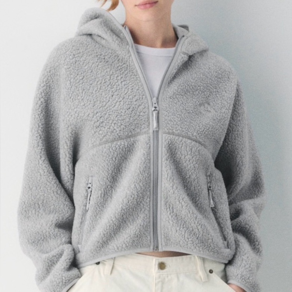 NWT Aritzia Grey PolarTec Fleece